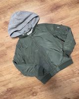 H&M Blouson gefütterte Jacke Gr. 122/128 khaki oliv Bayern - Neunburg Vorschau