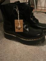 Dr Martens Damen Stiel gr 40 neu Nordrhein-Westfalen - Paderborn Vorschau
