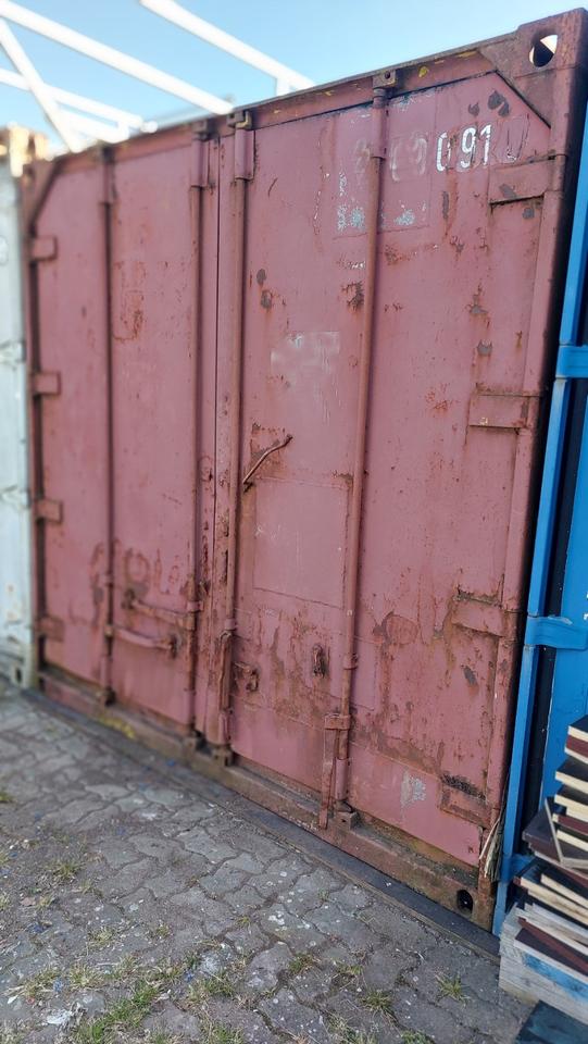 20'-Container Seecontainer Lagercontainer gebraucht mit Regalen in Broderstorf