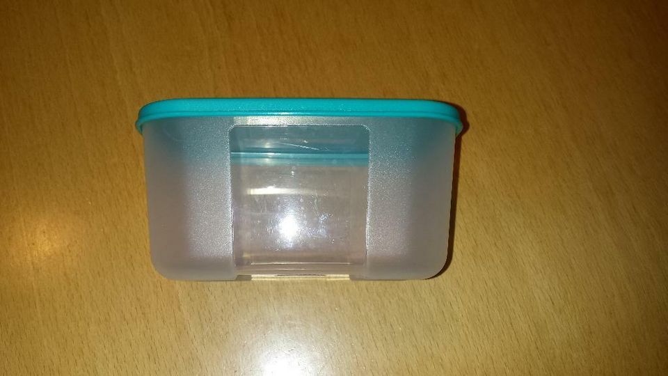 Tupperware Behälter für den Kühlschrank 700ml in Altenholz