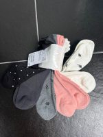 NEU, Kinder Mädchen 7 Paar Socken von H&M Größe 28/30 Rheinland-Pfalz - Bad Kreuznach Vorschau