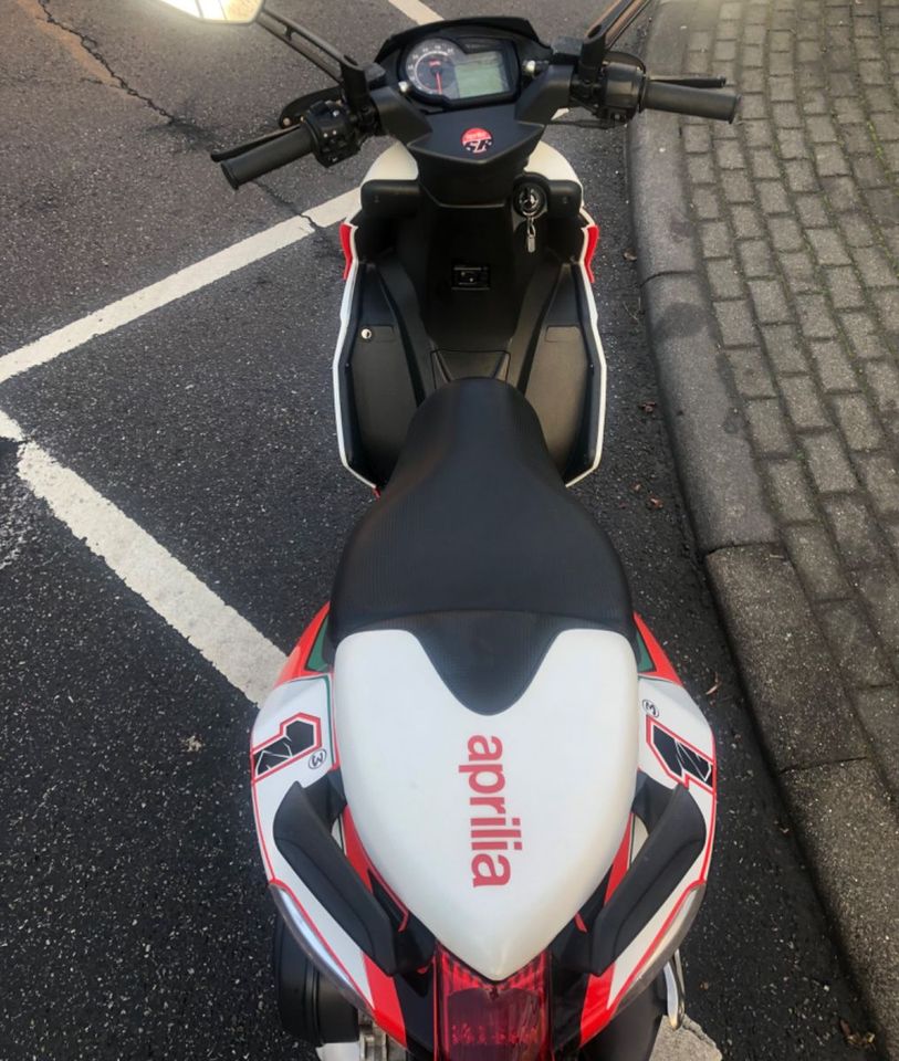 Aprilia SR 50 R Alitalia *Sondermodell* in Wiesbaden