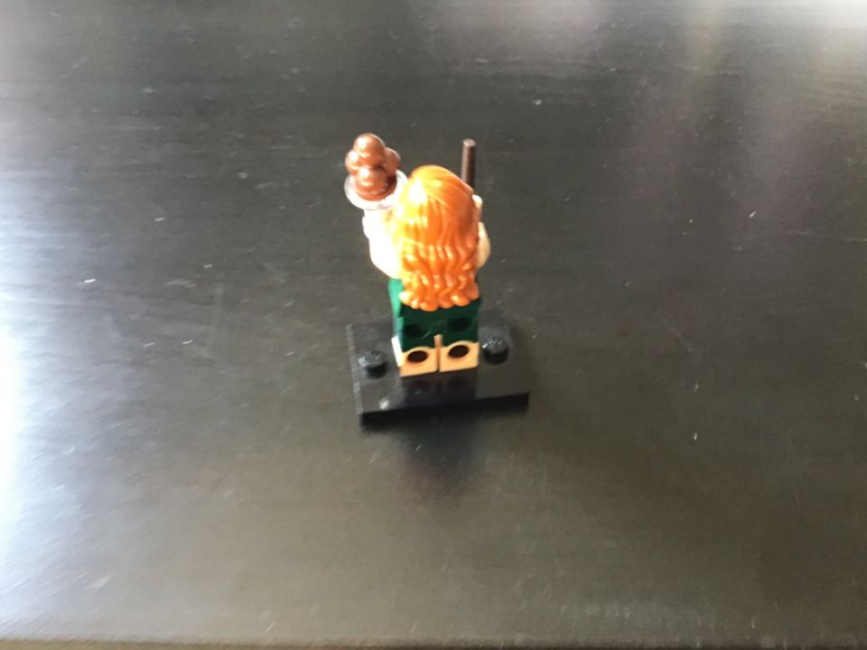 Lego Minifigur Ginny Weasley mit Schokoeis (Harry Potter) in Diepholz