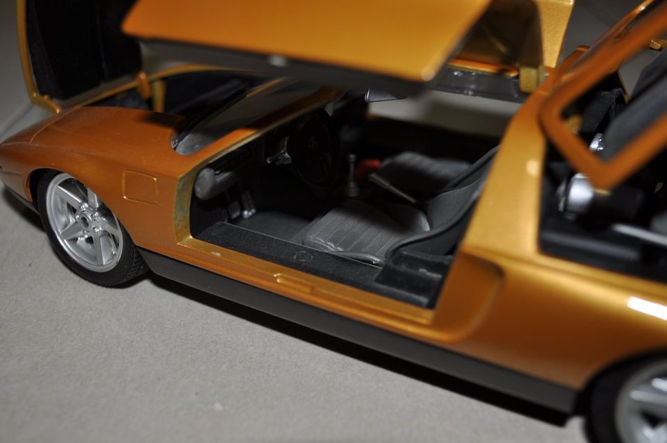 Guiloy Mercedes Benz C111 Modellauto 1:18 ohne OVP in Damme