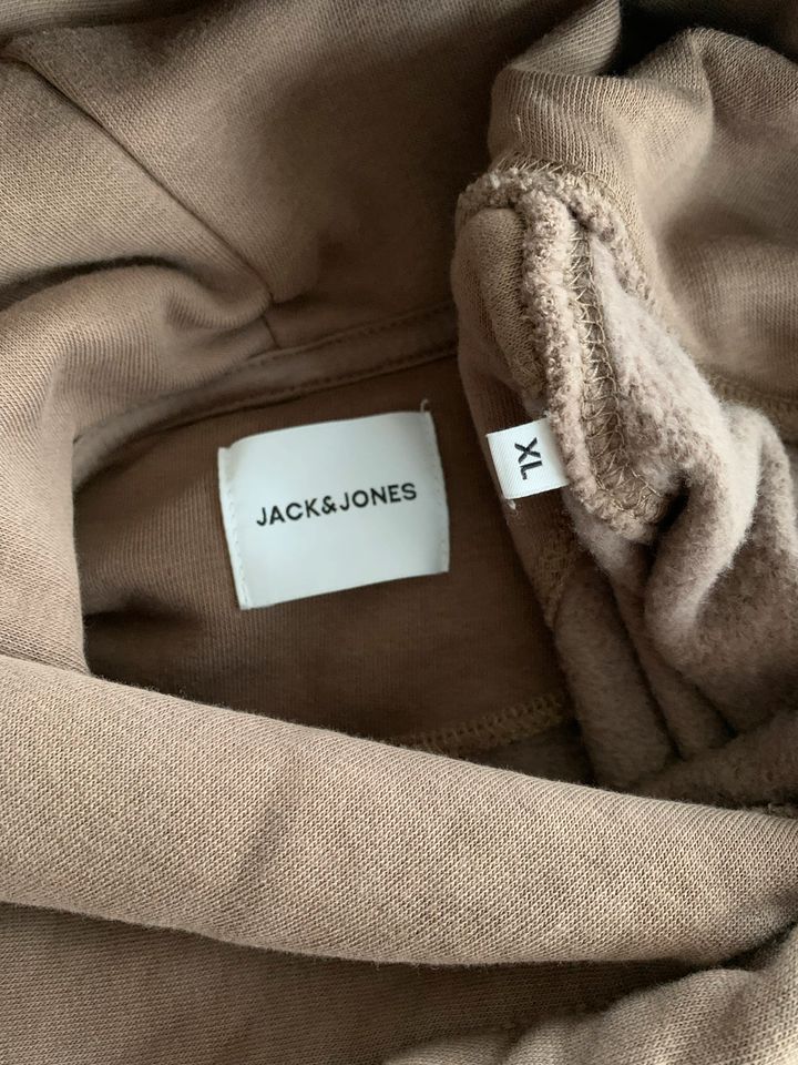 Jack & Jones Hoody / Sweatshirt XL in Oststeinbek