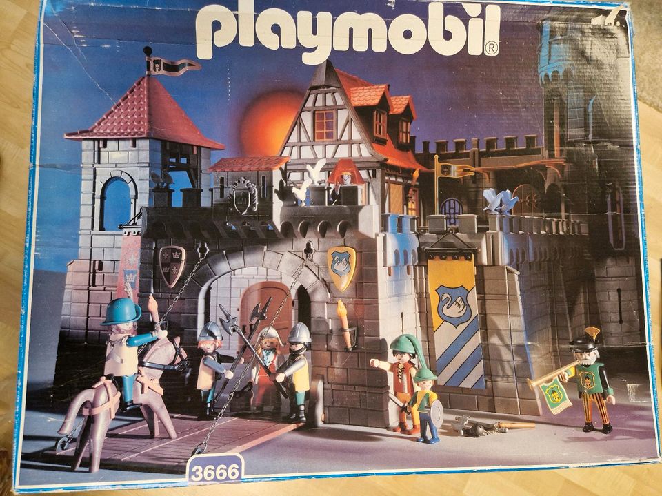 Playmobil Ritterburg 3666 + Erweiterung in Hannover