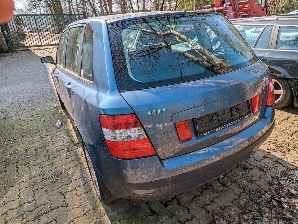 Fiat Stilo JTD Schlachtfest Ersatzteile, Diesel (272) in Delmenhorst