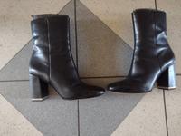 schwarze Damen-Stiefeletten Leder Michael Kors Gr. 39 Baden-Württemberg - Esslingen Vorschau