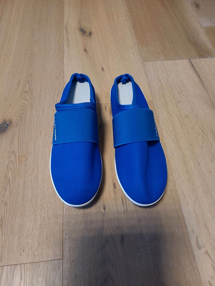 NEU! Slipper Freizeitschuhe Damen in Marl