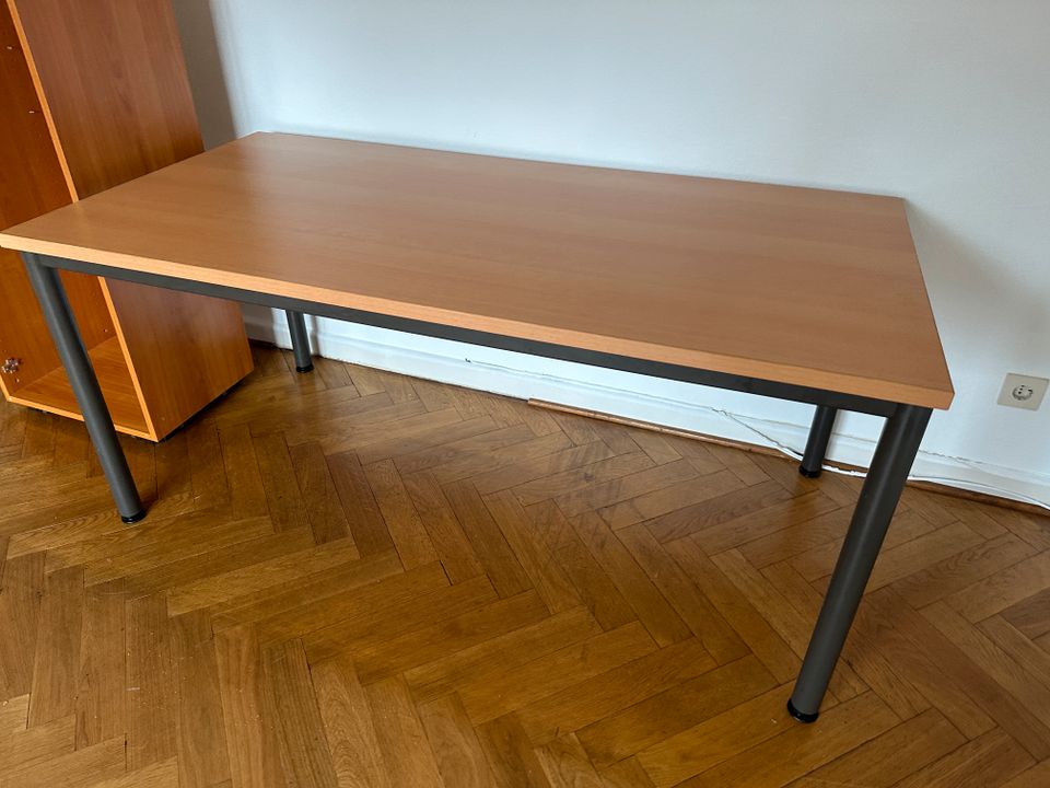Schreibtisch Bürotisch Holz Metall Besprechungstisch Büromöbel in Essen