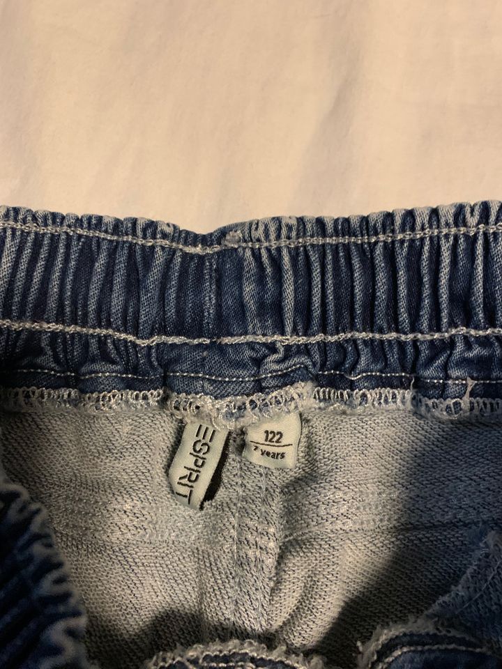 Esprit Jungen Jeans Größe 122/ 7J -TOP- in München