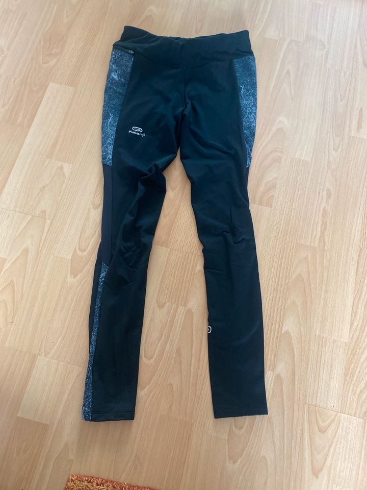 Leggings schwarz Gr.36         (170x) in Hattersheim am Main