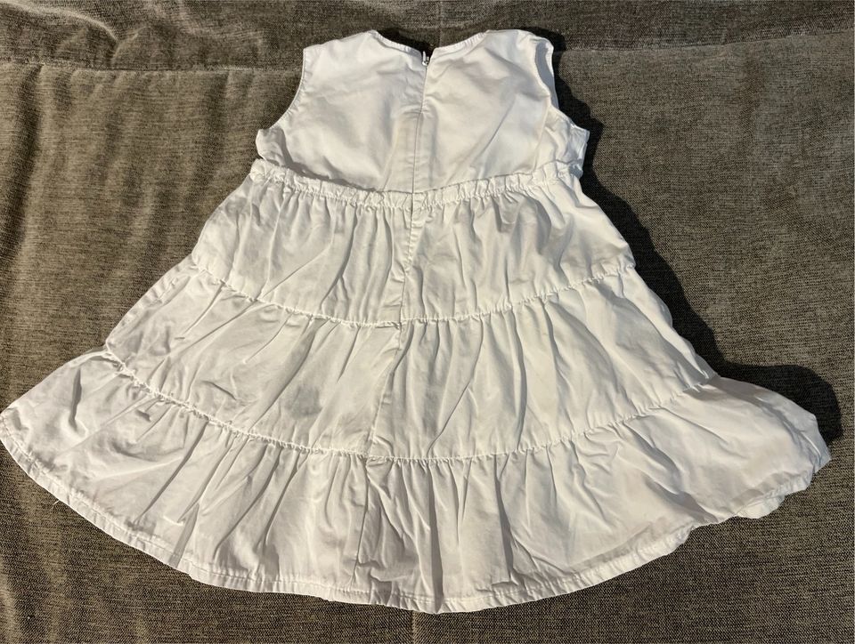 Steiff Größe 80 / 86 Kleid Bluse Pulli in Baldham