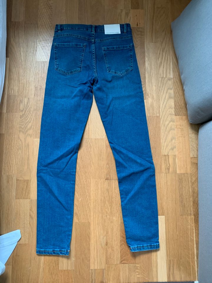 Jeans von ZARA Gr. 164 blau für Jungen in Greifswald