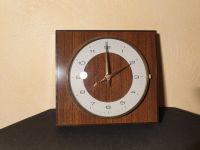 Wanduhr Uhr ZentRa eckig in Holzoptik Retro Vintage Mid-Century Nordrhein-Westfalen - Paderborn Vorschau