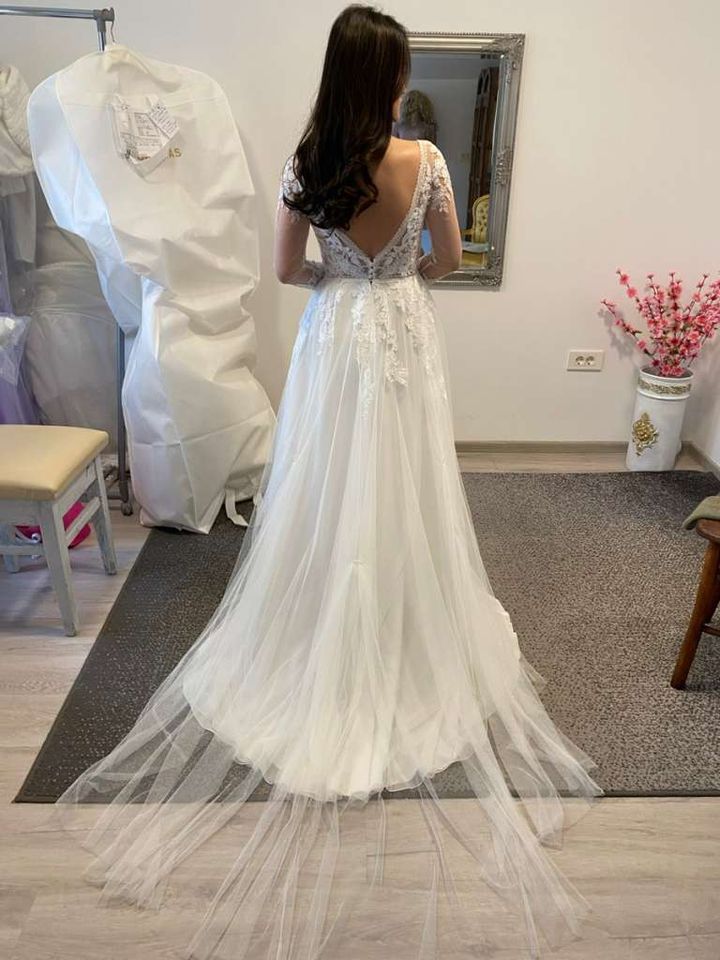 Brautkleid Boho von Pronovias 36/38 in Schömberg