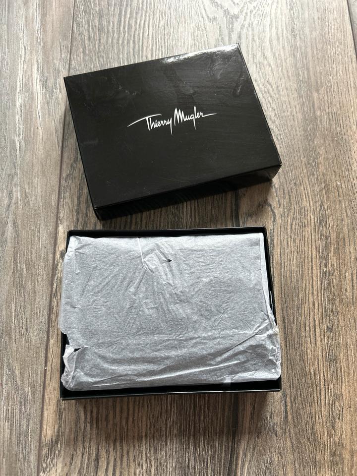 NEU OVP❤️ THIERRY MUGLER Portemonnaie schwarz Nappaleder Leder in Limburg