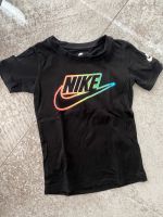 Nike Shirt 110/116 Hessen - Flörsheim am Main Vorschau