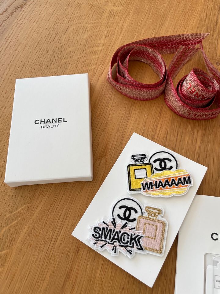 Original Chanel Konvolut Kamelie Anhänger Tasche Sammler in Remscheid