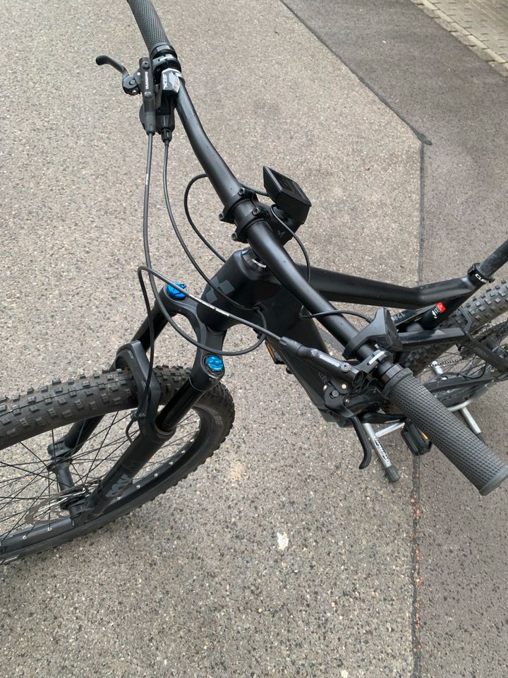 Cube Stereo Hybrid Carbon Fox in Wolfschlugen