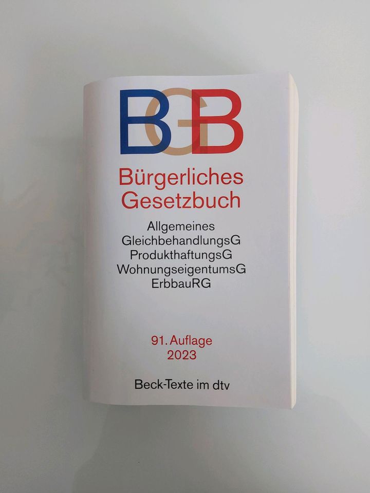 Bürgerliches Gesetzbuch (BGB) in München
