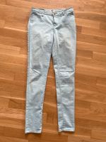 Jeans Vero Moda Karotte Mint hellblau 29/32 36 38 Baden-Württemberg - Karlsruhe Vorschau