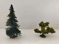 HO- Tannenbaum und Baum mit gelben Blüten Nordrhein-Westfalen - Kranenburg Vorschau