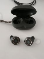 Bang - Olufsen Beoplay E8 Bluetooth Kopfhörer Teildefekt! Nordrhein-Westfalen - Hallenberg Vorschau