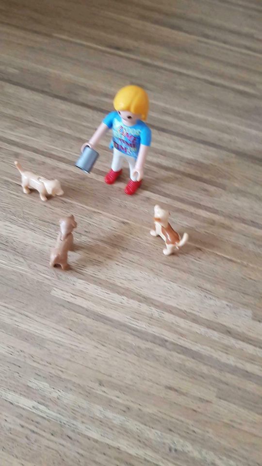 * PLAYMOBIL 4687 Frau mit Welpen Hunde TOP * in Jüchen