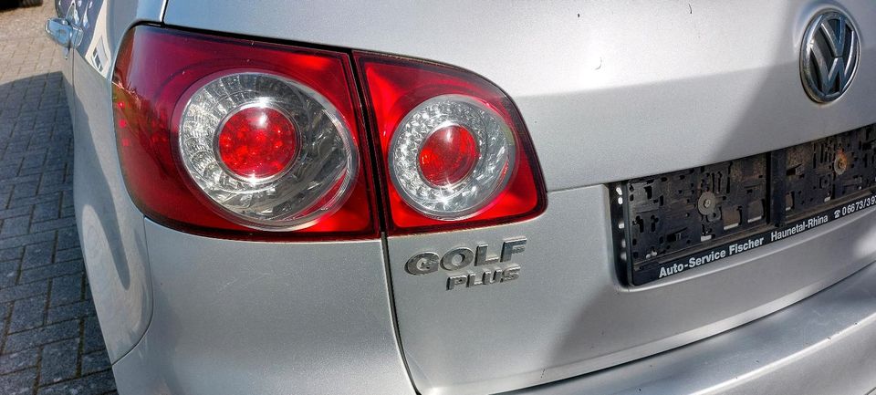 Golf Plus 1,6 TDI 77KW BJ 10/09 137Tkm Alu Felgen in Haunetal