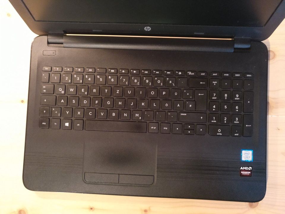 Laptop HP 15-AY137NG I5-7200U 8GB/2TB HDD + SSD in Burkardroth