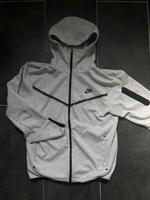 Nike Tech Sweater Gr.M/L Baden-Württemberg - Göppingen Vorschau