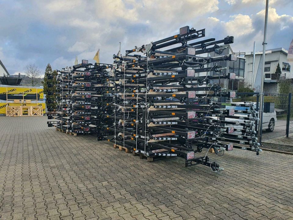 Bootstrailer Lorries 1300 kg wasserdichte LED Rückleuchten 100 km in  Schwerin - Görries, Bootstrailer kaufen