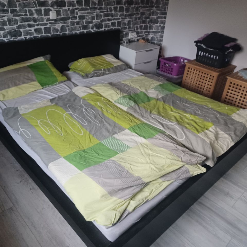 Gebrauchtes  Doppelbett 1,80 x 2,00 in Hatzfeld (Eder)