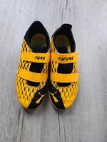 Sportschuhe, Hallenschuhe, Puma, Größe 38 Niedersachsen - Giesen Vorschau