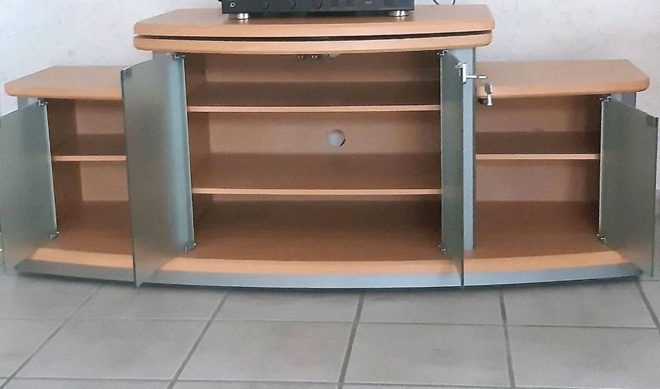 Fernsehschrank, TV-Schrank, Sideboard drehbar mit Rollen in Lützelbach