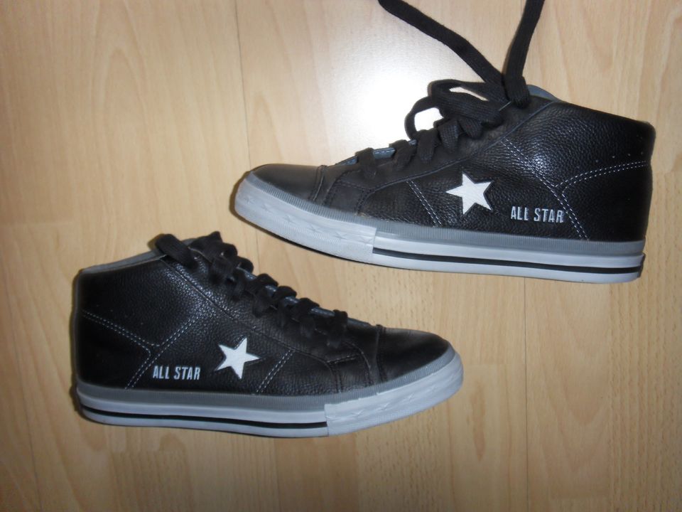 Converse All Star Mid Leather Leder Blau Gr.39 in Hamburg