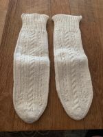 Handgestrickte Socken mit Muster Größe ca. 36-37 Rheinland-Pfalz - Gensingen Vorschau