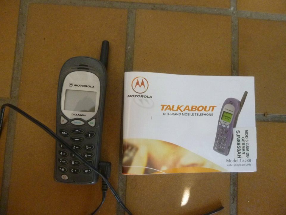 Handy Motorola Talkabout T2288 in Heinsberg