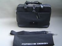 PORSCHE DESIGN BRIEFBAG M VOYAGER Laptop Akentasche Black Leder Nordrhein-Westfalen - Mülheim (Ruhr) Vorschau