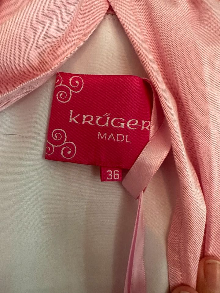 Krüger Dirndl 36 in Wolfschlugen