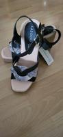 Damen Sandalen von Lasocki Gr.38 NEU Köln - Köln Dellbrück Vorschau