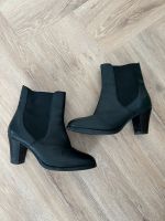 Lederschuh schwarz Pumps Jasper James London Größe 39 Sachsen - Riesa Vorschau