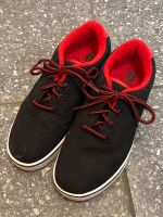 Heelys schwarz rot mit Rollen Berlin - Rudow Vorschau