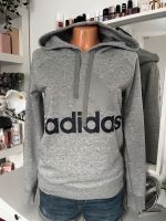 Original Adidas Sweatshirt Kapuzen Pullover Größe XS neu Nordrhein-Westfalen - Waldbröl Vorschau