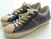 Crime London Sneakers Gr. 36 Blaugrau mit Pailletten NEU Baden-Württemberg - Winterlingen Vorschau