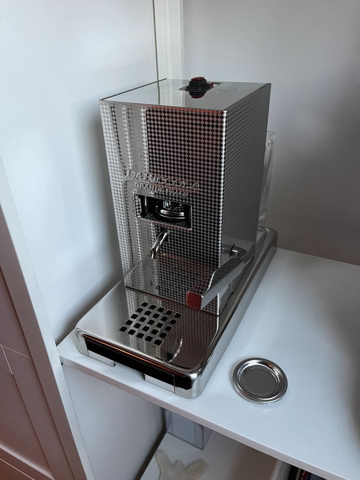 La Piccola Perla ESE / E.S.E Pad Espressomaschine in Rietberg