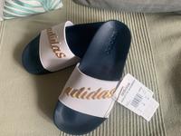 Adidas adilette Badeschuhe Gr. 4 ( passt für Gr36) Neu! Nordrhein-Westfalen - Eitorf Vorschau