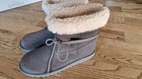 Neu Roxy Wildleder Boots Winterstiefel Winterschuhe Gr. 36 Nordrhein-Westfalen - Schwalmtal Vorschau