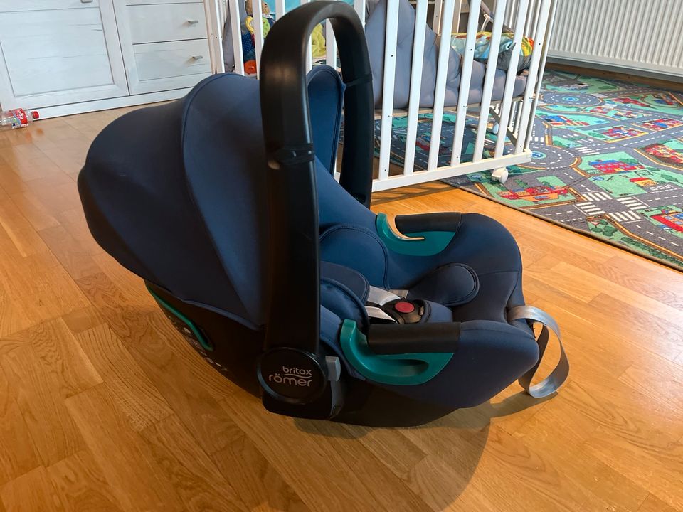 BRITAX RÖMER - SELECT Babyschale BABY-SAFE 3 i-SIZE in Neumünster